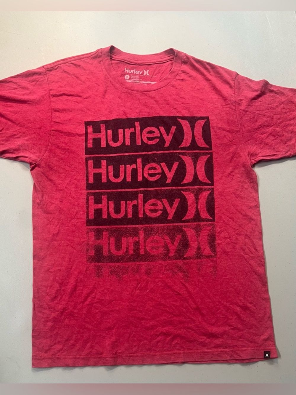 Hurley Graphic Logo T Shirt Red Size M Premium Fit Casual Surf Skate